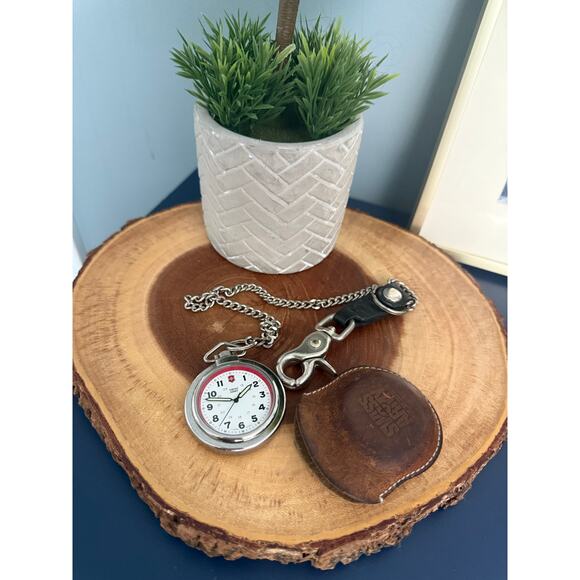 Victorinox Swiss Army Pocket Watch w/ Original Leather Case – Quartz, Swiss Made - Picture 1 of 6
